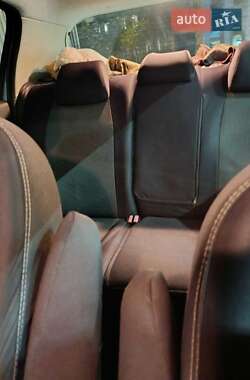 Хэтчбек Peugeot 307 2003 в 