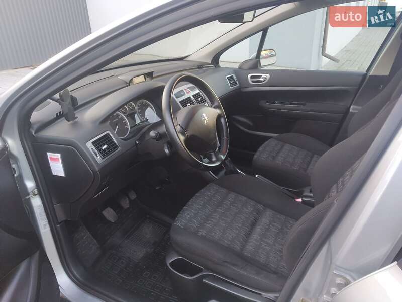 Универсал Peugeot 307 2004 в Ровно фото 15 Универсал Peugeot 307 2004 в Ровно
