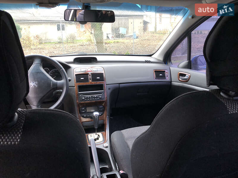 Хетчбек Peugeot 307 2004 в Сторожинці