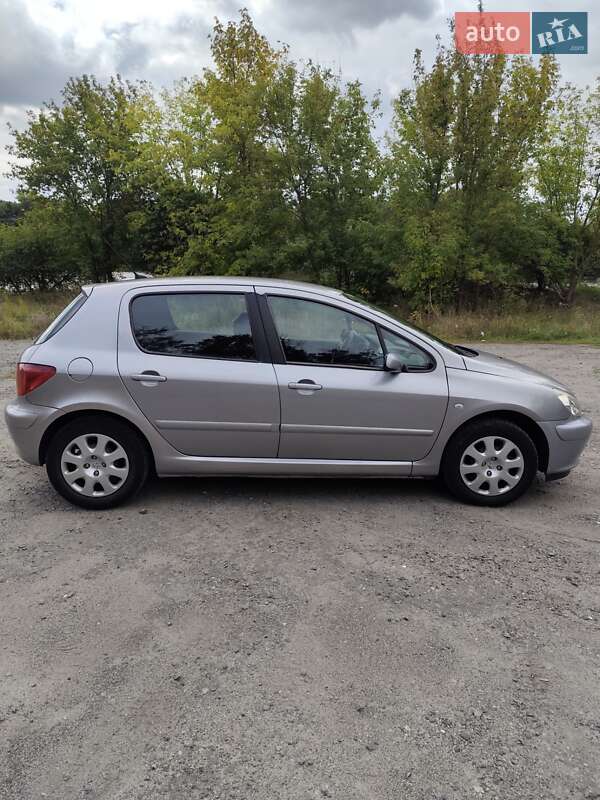 Хэтчбек Peugeot 307 2005 в Брацлаве