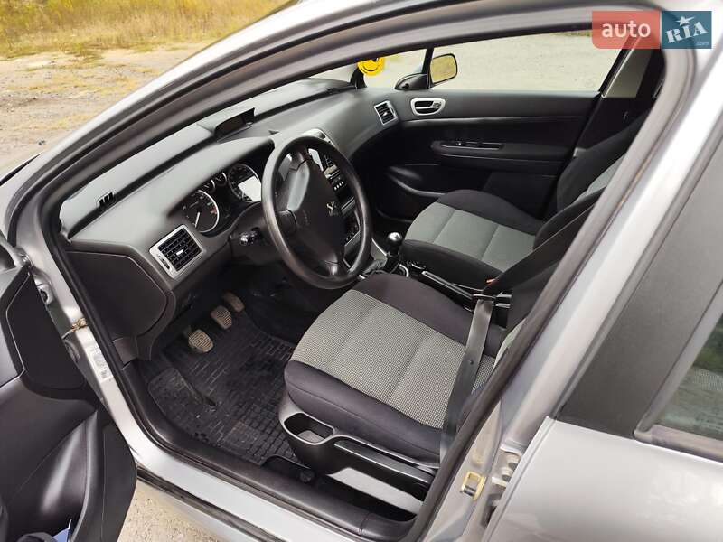 Хэтчбек Peugeot 307 2005 в Брацлаве