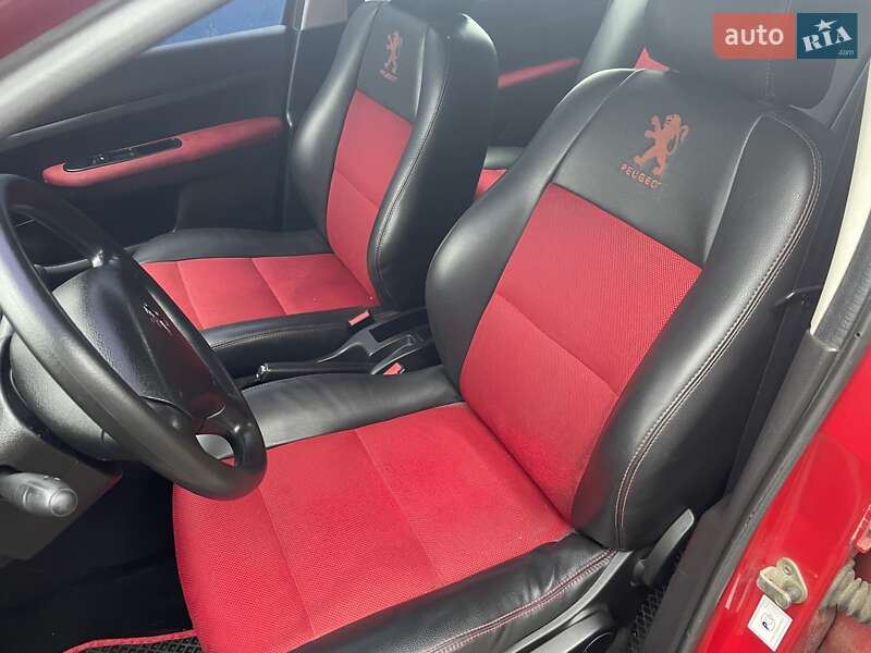 Хетчбек Peugeot 307 2004 в Полтаві