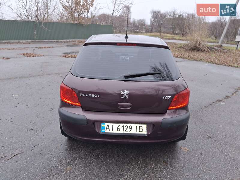 Хэтчбек Peugeot 307 2006 в Обухове