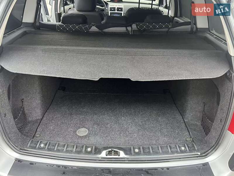 Універсал Peugeot 307 2003 в Рівному