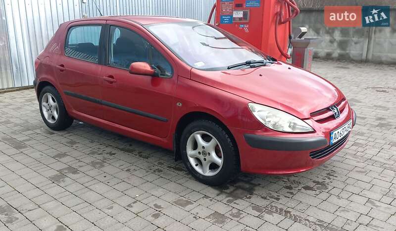 Хэтчбек Peugeot 307 2004 в Ужгороде