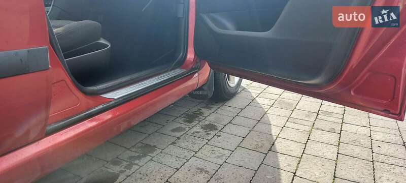 Хэтчбек Peugeot 307 2004 в Ужгороде