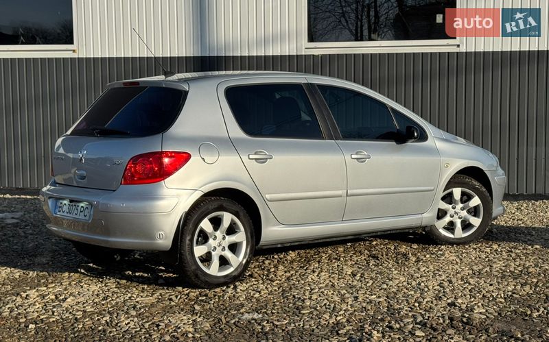 Хэтчбек Peugeot 307 2006 в Стрые