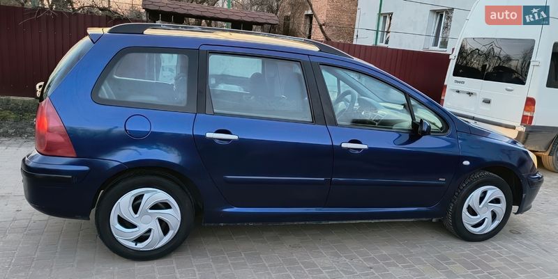 Универсал Peugeot 307 2004 в Яворове