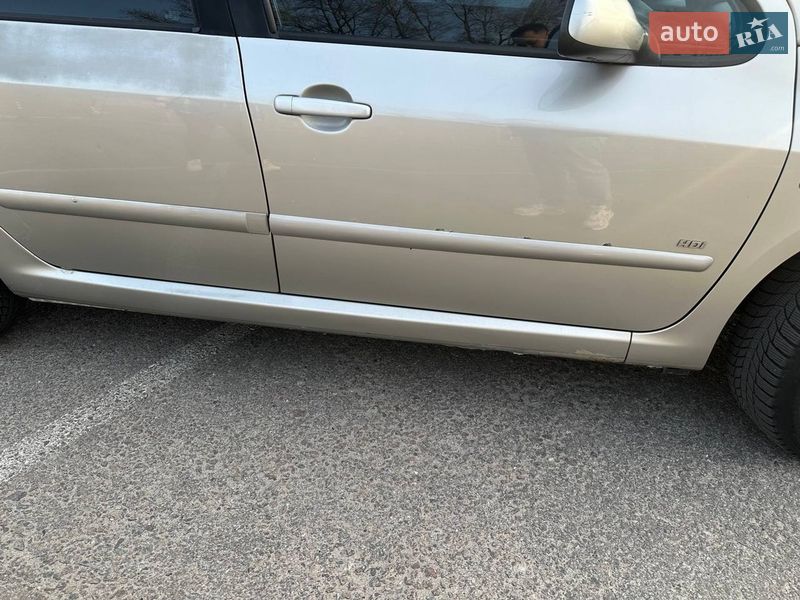 Универсал Peugeot 307 2005 в Киеве