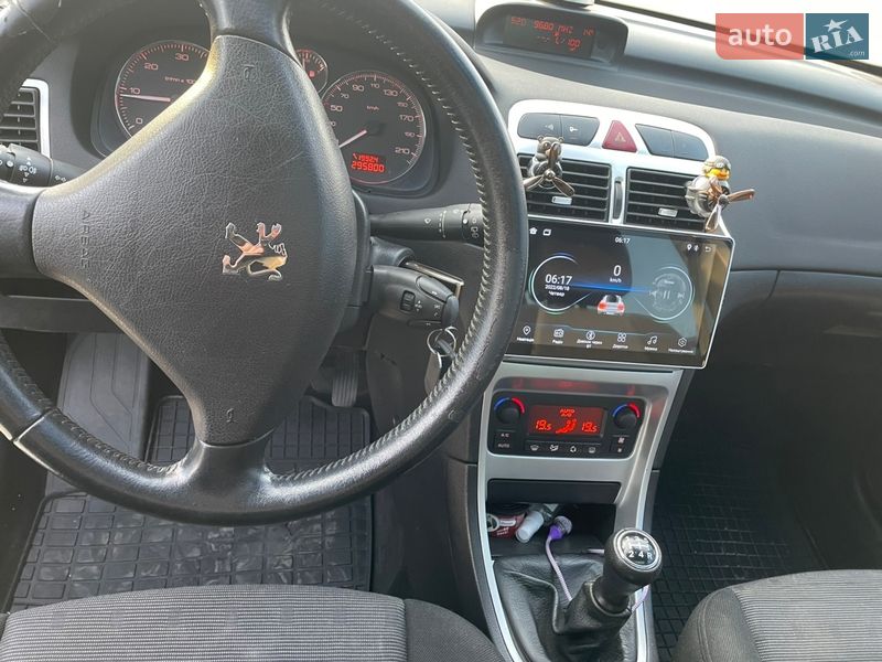 Универсал Peugeot 307 2005 в Киеве