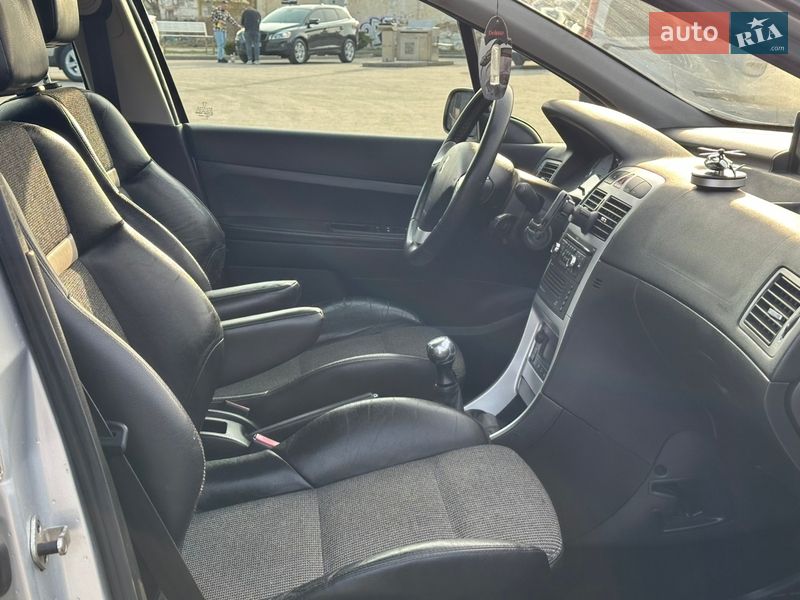 Хетчбек Peugeot 307 2007 в Дрогобичі