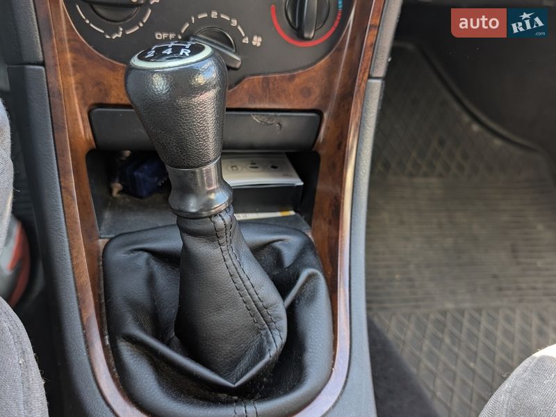 Хэтчбек Peugeot 307 2002 в Киеве фото 17 Хэтчбек Peugeot 307 2002 в Киеве