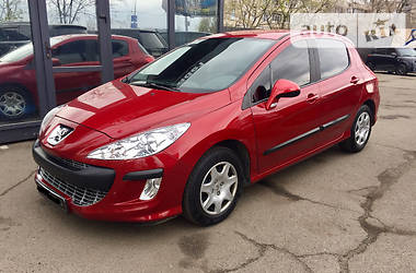 Хэтчбек Peugeot 308 2010 в Киеве