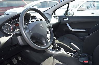 Хэтчбек Peugeot 308 2013 в Киеве