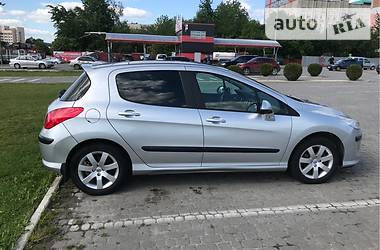 Хэтчбек Peugeot 308 2009 в Львове