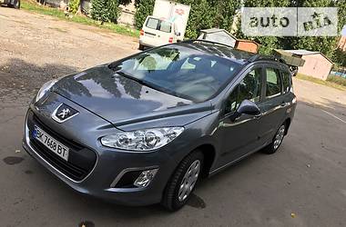 Універсал Peugeot 308 2011 в Рівному