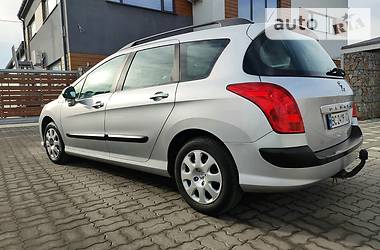 Универсал Peugeot 308 2010 в Стрые