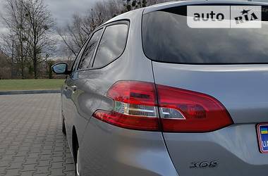 Універсал Peugeot 308 2015 в 