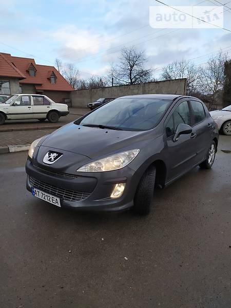 Фото peugeot 308 2010