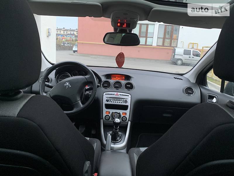 Універсал Peugeot 308 2012 в Рівному