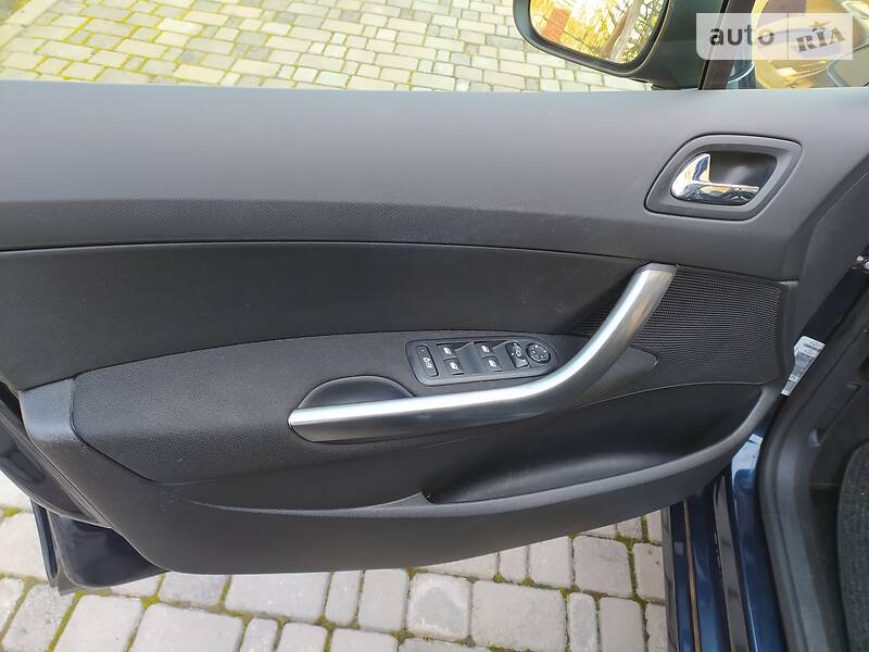 Універсал Peugeot 308 2010 в Івано-Франківську