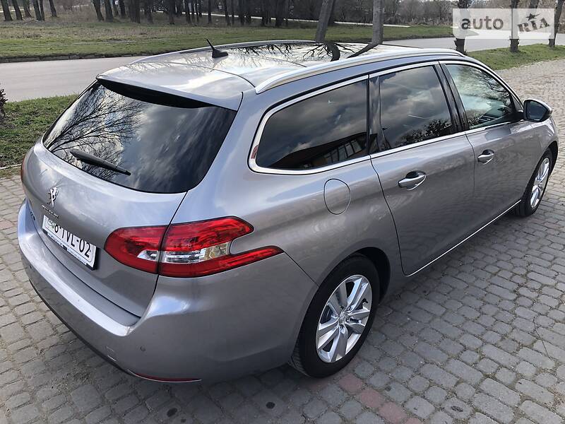 Універсал Peugeot 308 2014 в Бродах