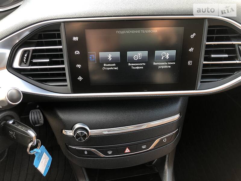 Універсал Peugeot 308 2014 в Бродах