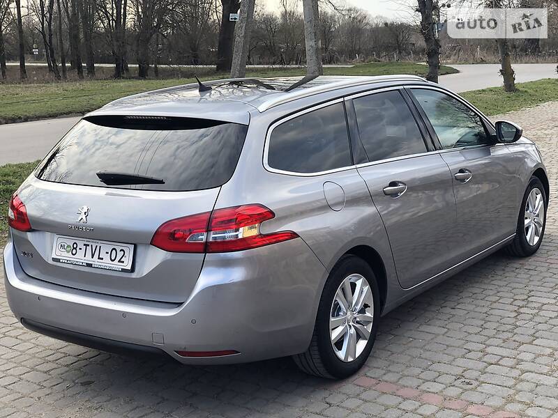 Універсал Peugeot 308 2014 в Бродах