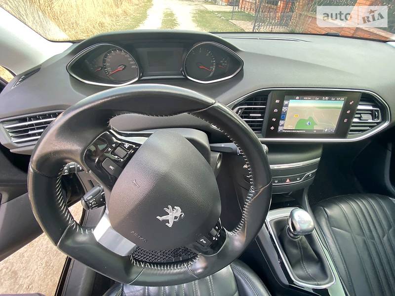 Універсал Peugeot 308 2014 в Львові фото 24 Універсал Peugeot 308 2014 в Львові