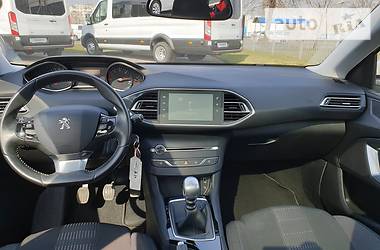 Універсал Peugeot 308 2015 в 