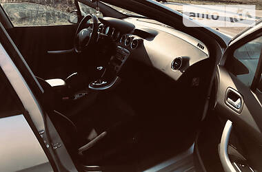 Хетчбек Peugeot 308 2008 в 
