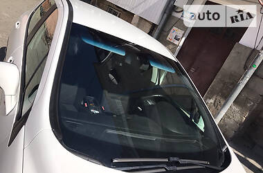 Хэтчбек Peugeot 308 2010 в 