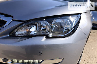 Універсал Peugeot 308 2016 в 