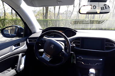 Універсал Peugeot 308 2015 в 