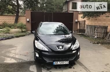 Хетчбек Peugeot 308 2010 в 