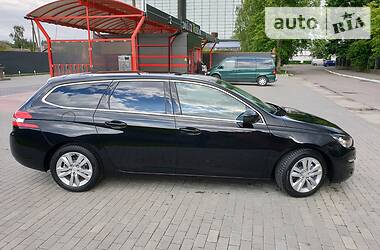 Универсал Peugeot 308 2014 в Бродах