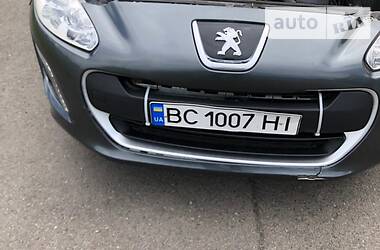 Хетчбек Peugeot 308 2013 в Львові