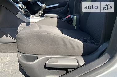 Хетчбек Peugeot 308 2011 в 