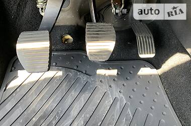 Хетчбек Peugeot 308 2011 в 