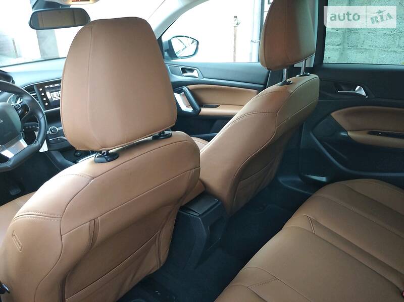 Універсал Peugeot 308 2015 в Стрию