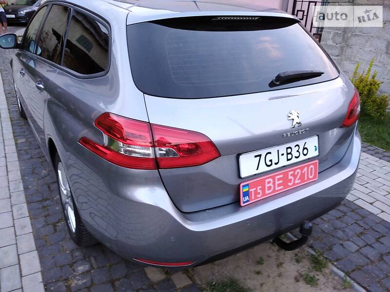 Універсал Peugeot 308 2015 в Стрию