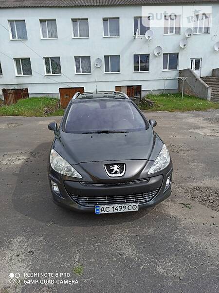 Хетчбек Peugeot 308 2010 в Маневичах