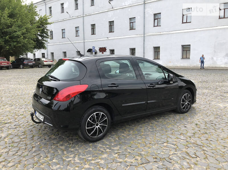 Хетчбек Peugeot 308 2010 в Луцьку