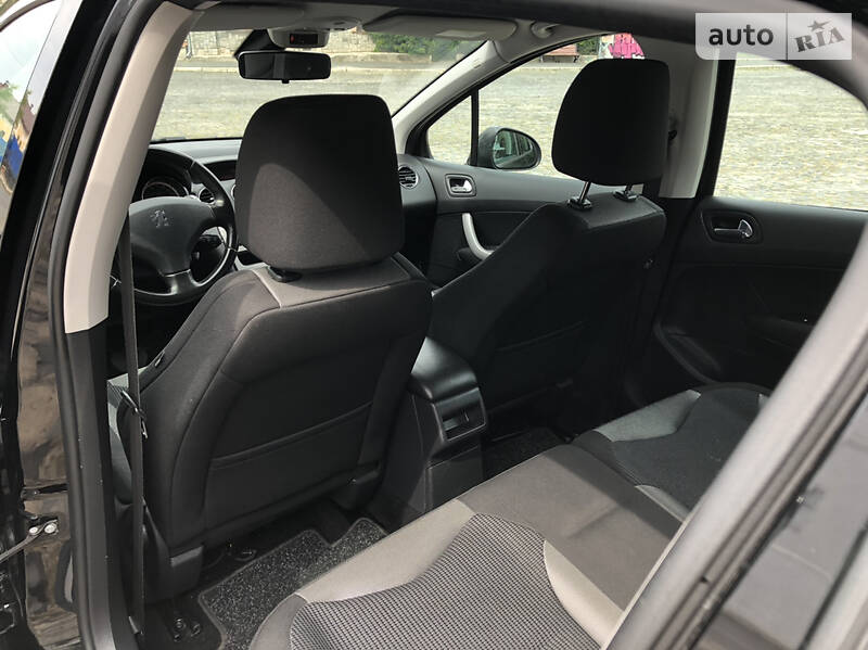 Хетчбек Peugeot 308 2010 в Луцьку