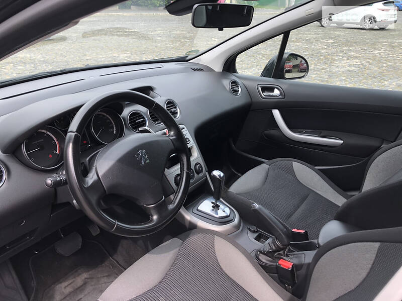 Хетчбек Peugeot 308 2010 в Луцьку