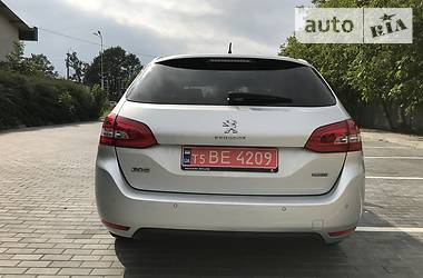 Универсал Peugeot 308 2015 в Луцке