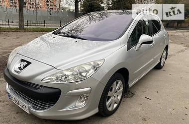 Хэтчбек Peugeot 308 2009 в Львове