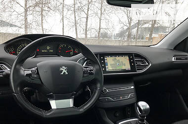 Универсал Peugeot 308 2015 в Луцке