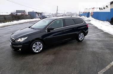 Универсал Peugeot 308 2015 в Броварах