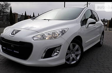 Хетчбек Peugeot 308 2013 в Жовкві